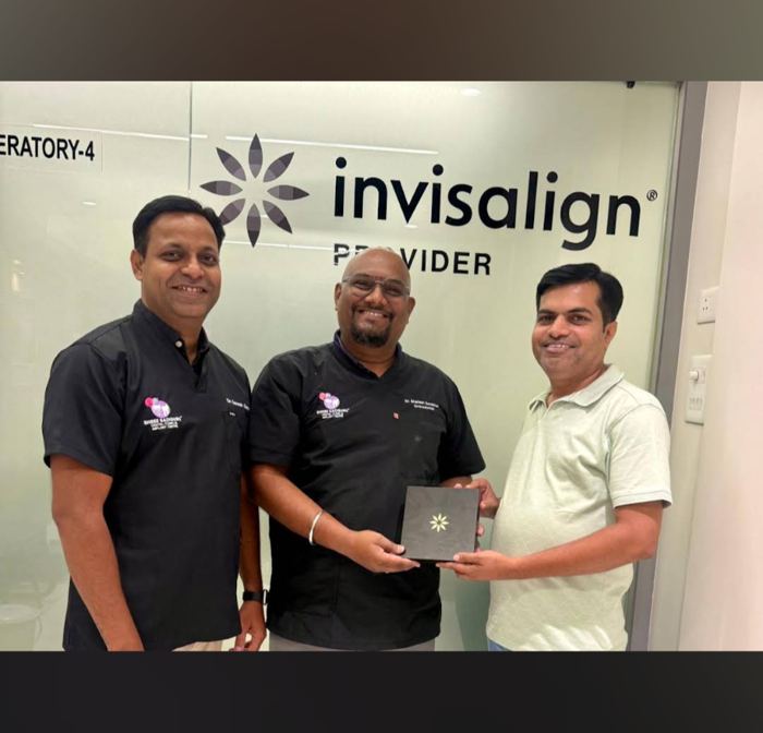 Patient with Dr. Ganesh Garud and Dr. Shailesh Sardana
